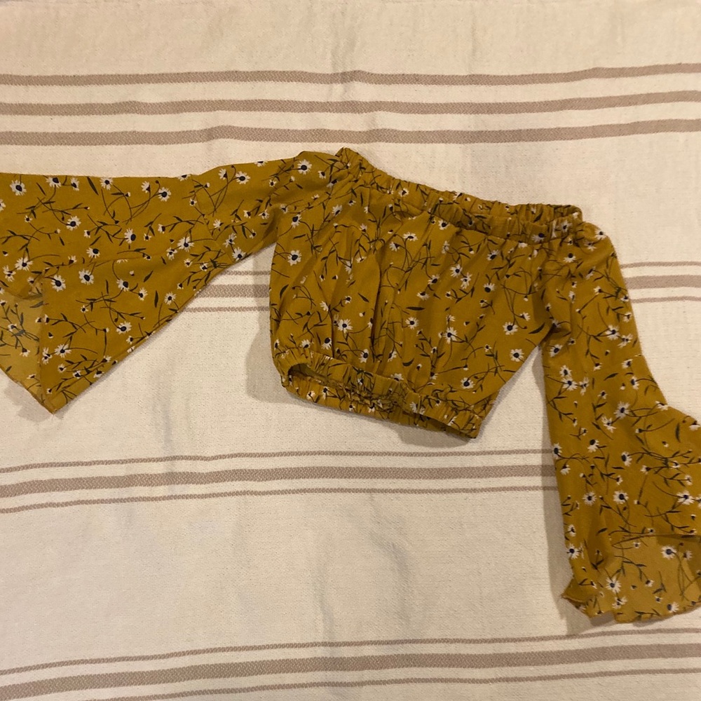 Floral top